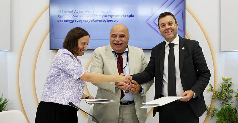 The CEO of EIT Digital, Federico Menna, at the signing ceremony.