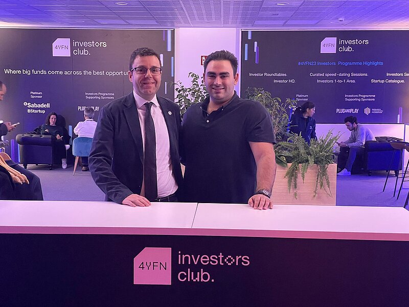 Federico Menna, Seena Amidi